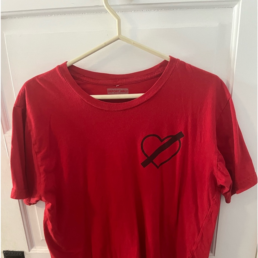 Red XL tee